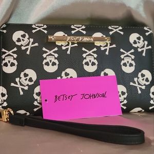 Betsey Johnson Skull Wallet